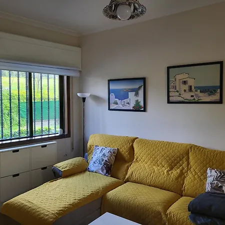 Calle Vigo 15 Апартаменты Санхенхо